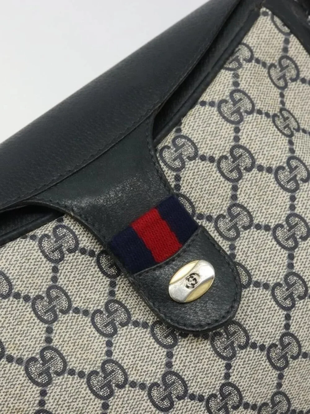 GUCCI GG Supreme Sherry Line Shoulder Bag PVC Navy Gold 10 02 056 Auth YKZ1259